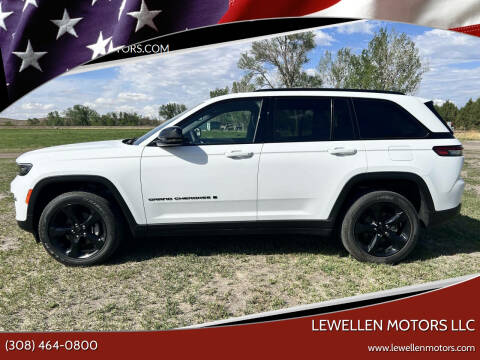 2023 Jeep Grand Cherokee Altitude Photo
