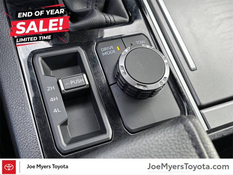 2025 Toyota Sequoia SR5