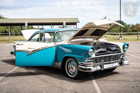 1956 Ford Fairlane
