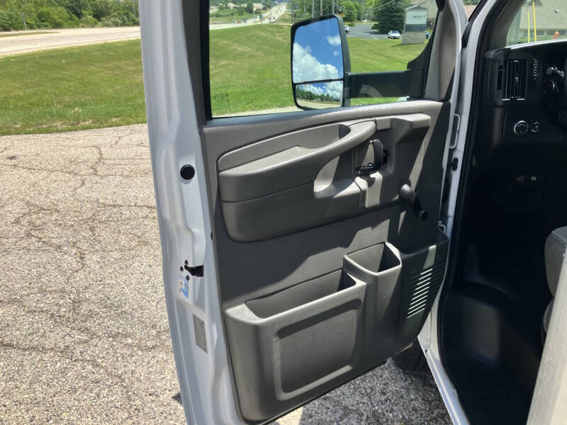 2015 GMC Savana