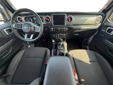 2023 Jeep Gladiator Overland