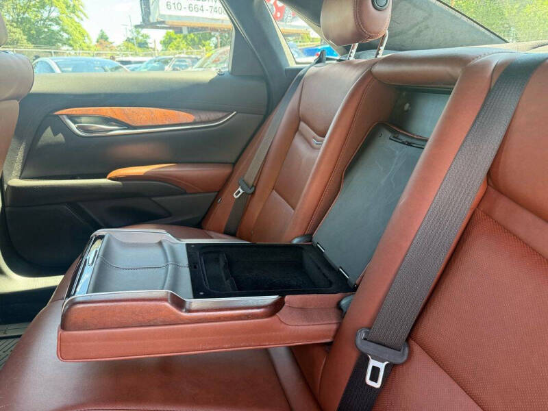 2016 Cadillac XTS Premium