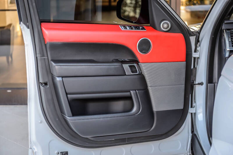 2022 Land Rover Range Rover Sport P525 HSE Dynamic