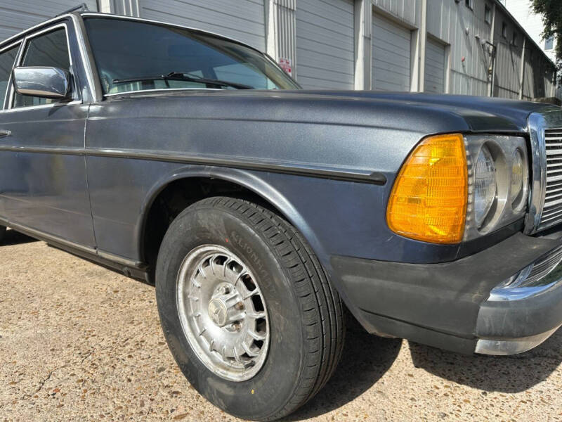 1984 Mercedes-Benz 300-Class 300 TD