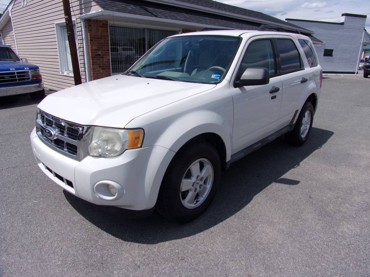White 2012 Ford Escape XLT XLT 4dr SUV 2