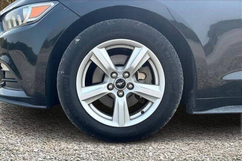 2016 Ford Mustang V6