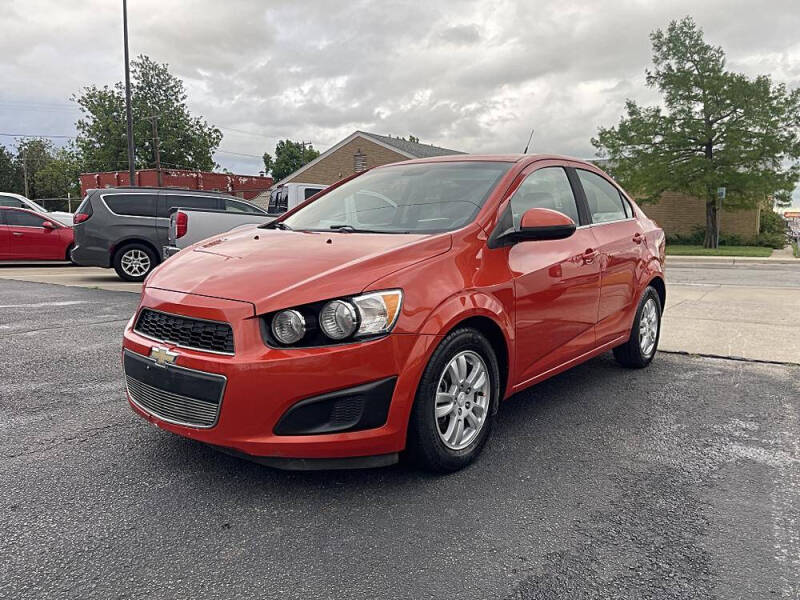 2012 Chevrolet Sonic 2LT's photo
