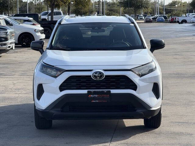 2019 Toyota RAV4 LE