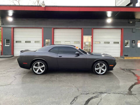 2021 Dodge Challenger SXT