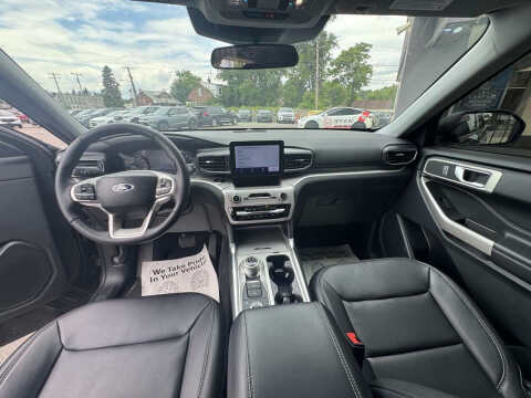2024 Ford Explorer XLT