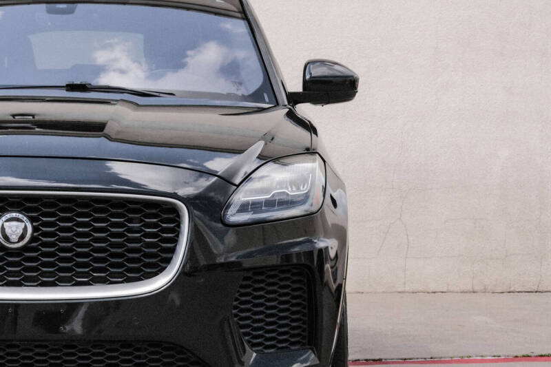 2018 Jaguar E-PACE P300 R-Dynamic S