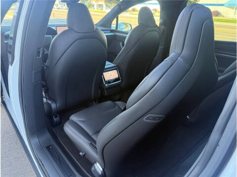 2022 Tesla Model X Plaid