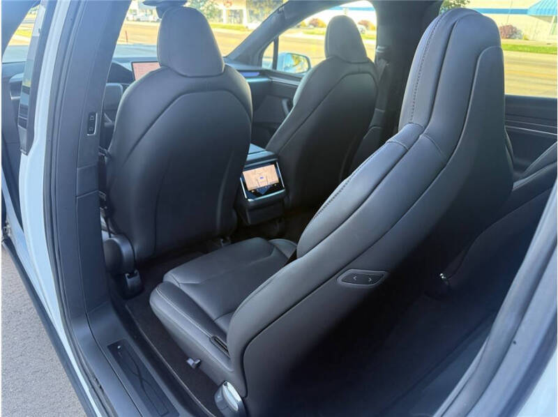 2022 Tesla Model X Plaid