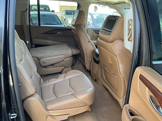 2016 Cadillac Escalade ESV Platinum