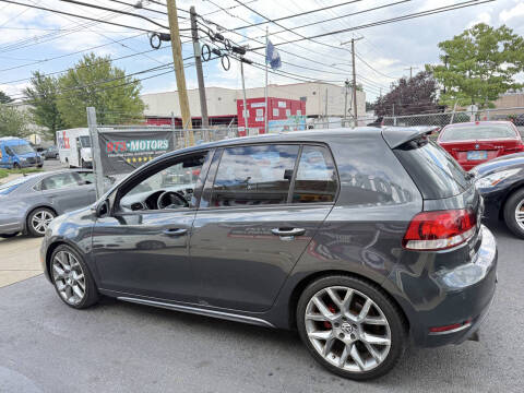 2013 Volkswagen GTI Wolfsburg Edition
