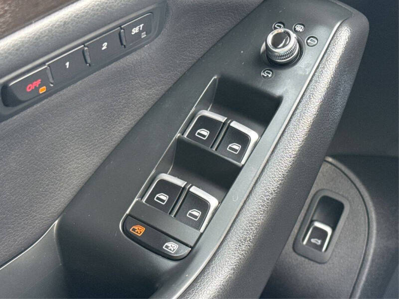 2015 Audi Q5 2.0T quattro Premium Plus