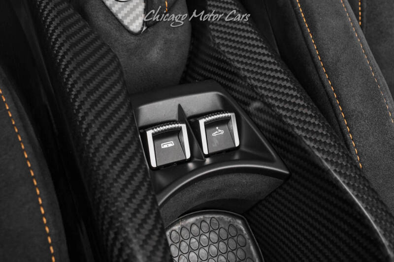 2022 McLaren 765LT Spider