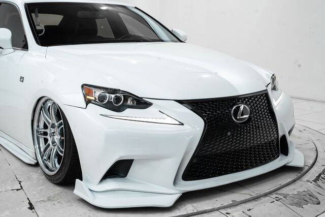 2016 Lexus IS 200t