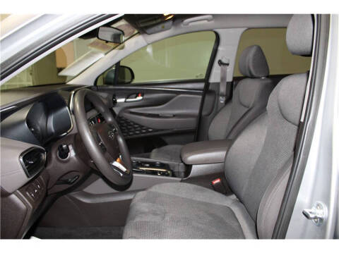 2020 Hyundai Santa Fe SE