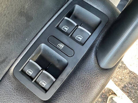 2013 Volkswagen Passat SE PZEV