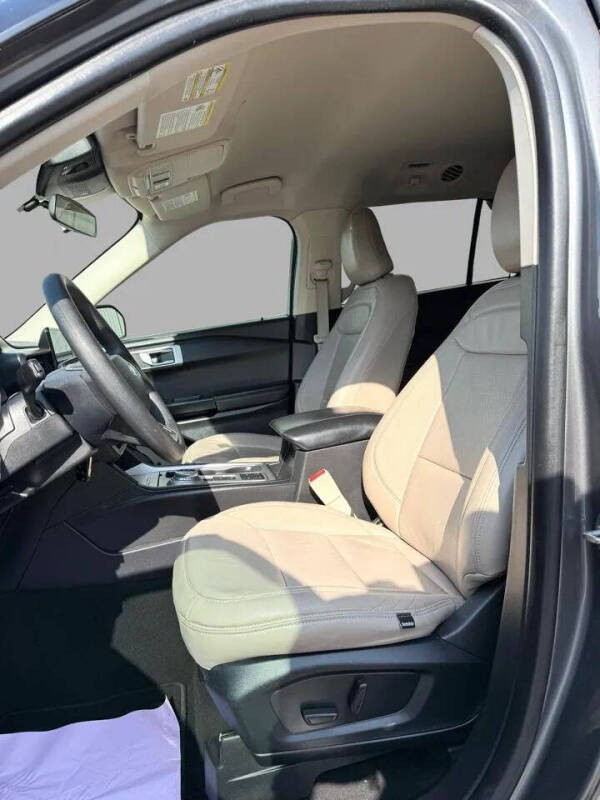 2021 Ford Explorer