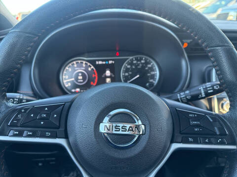 2018 Nissan Kicks SR