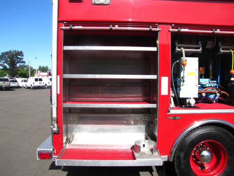 2000 International 4900