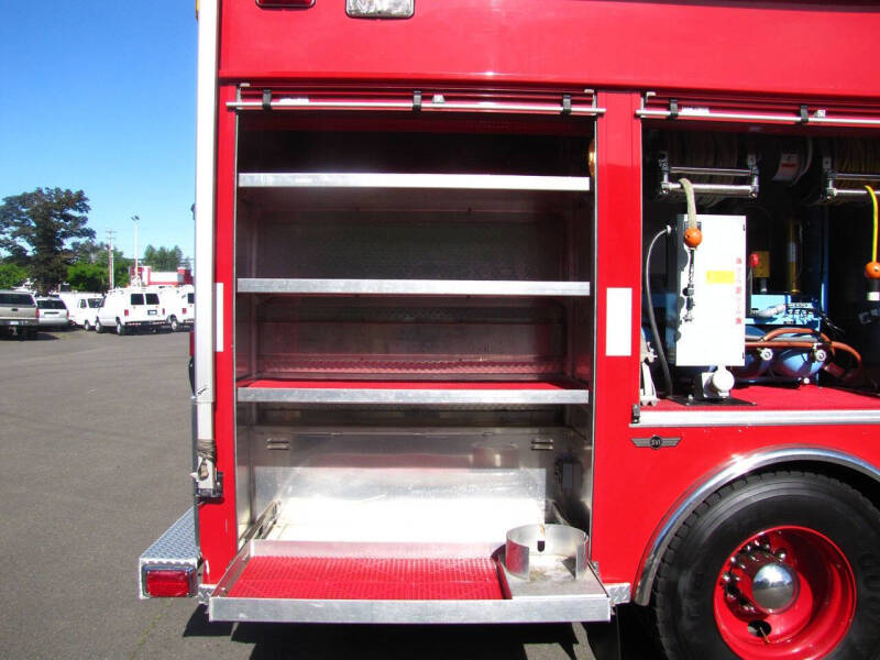 2000 International 4900