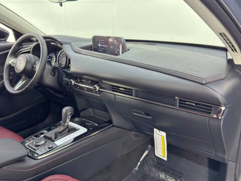 2025 Mazda CX-30 2.5 S Carbon Edition