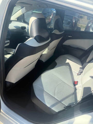 2016 Toyota Prius Four Touring