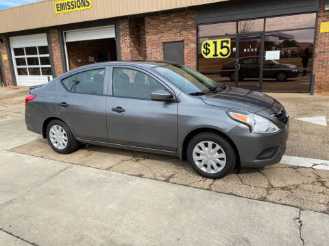 2018 Nissan Versa S Plus