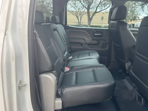 2018 Chevrolet Silverado 1500 Custom