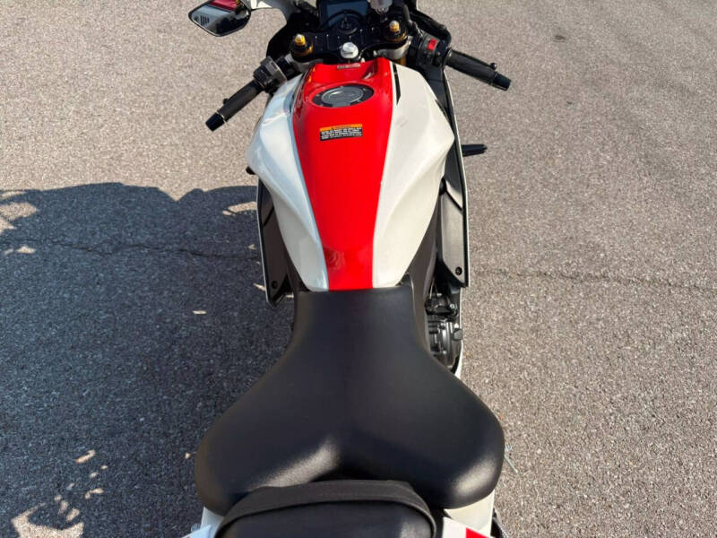 2022 Yamaha YZF-R7 World GP 60Th Anniversa