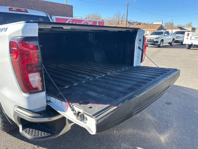2023 GMC Sierra 1500 Pro