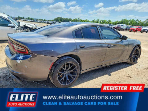 2015 Dodge Charger SE