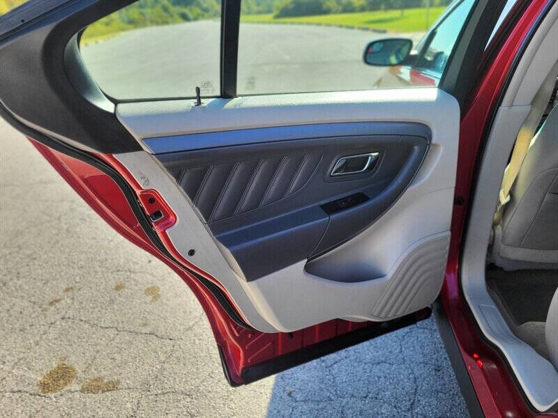 2012 Ford Taurus SEL