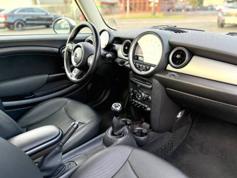 2013 MINI Hardtop Cooper