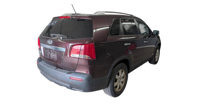2011 Kia Sorento LX