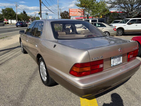 1997 Lexus LS 400