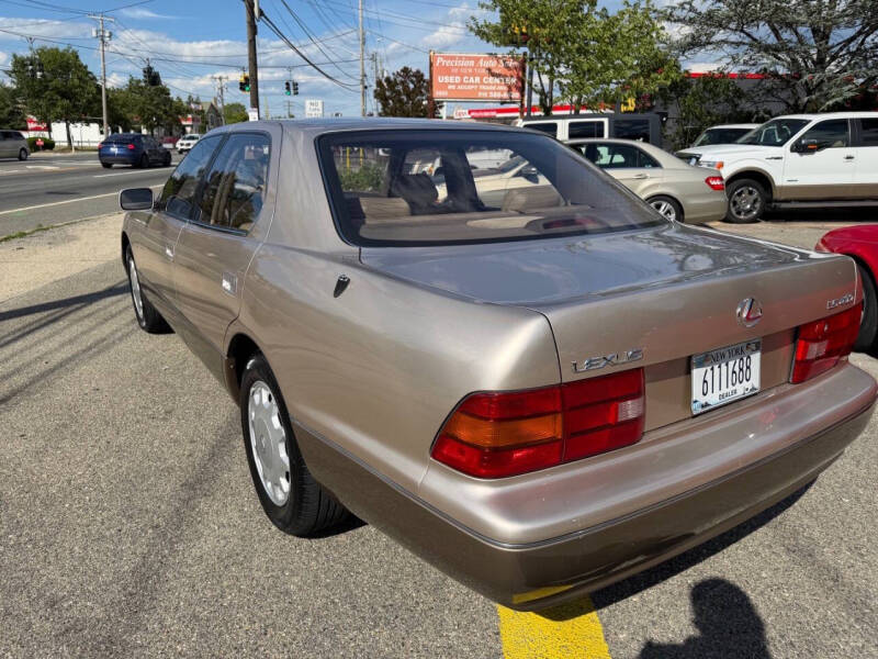 1997 Lexus LS 400