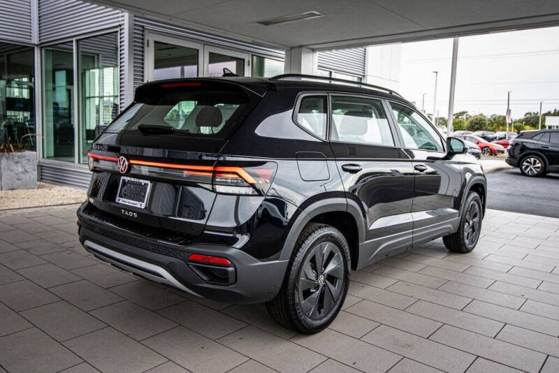 2025 Volkswagen Taos S