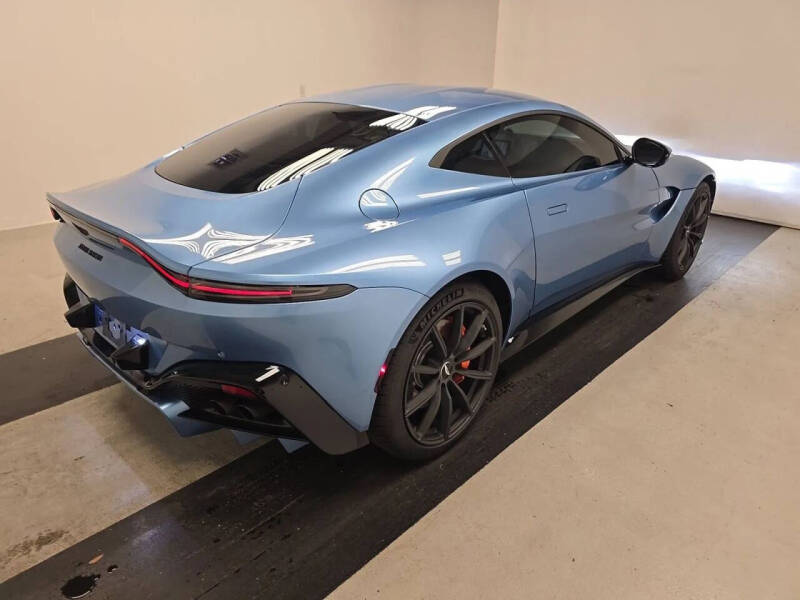 2020 Aston Martin Vantage