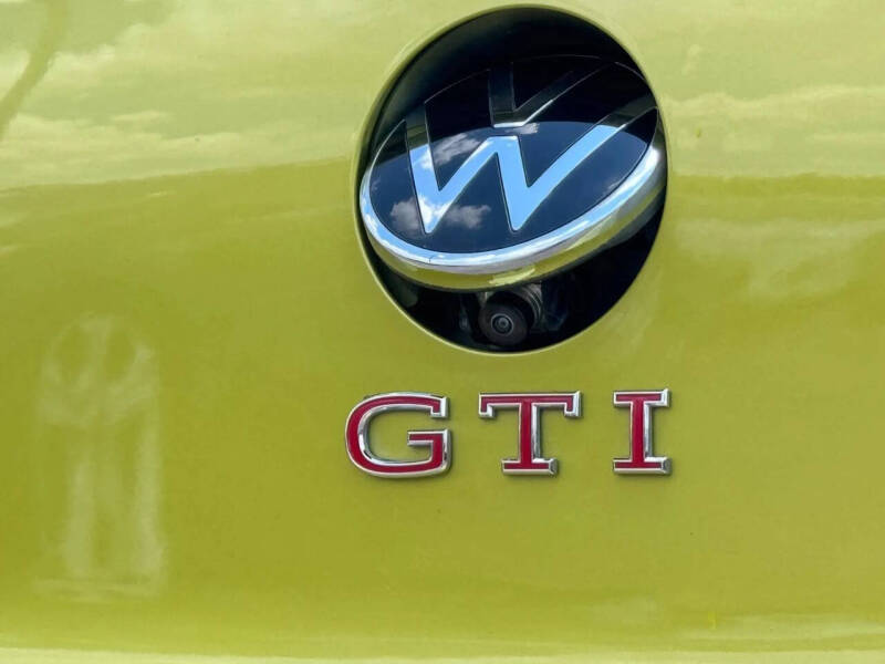2022 Volkswagen Golf GTI Autobahn