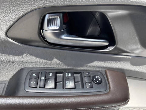 2021 Chrysler Voyager LX