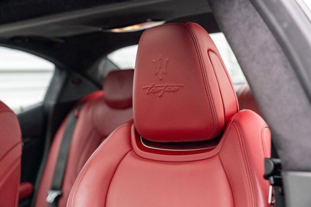 2022 Maserati Ghibli 11