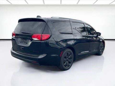 2018 Chrysler Pacifica Hybrid Limited