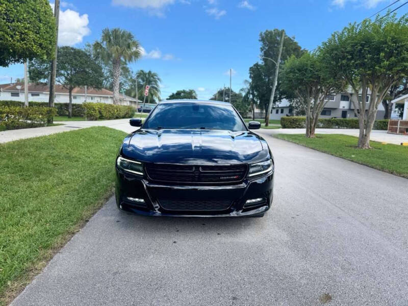 2017 Dodge Charger SXT