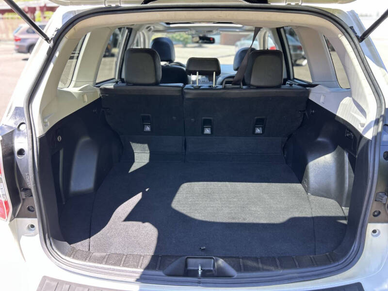 2014 Subaru Forester 2.0XT Premium