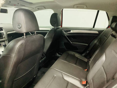 2015 Volkswagen Golf TSI S