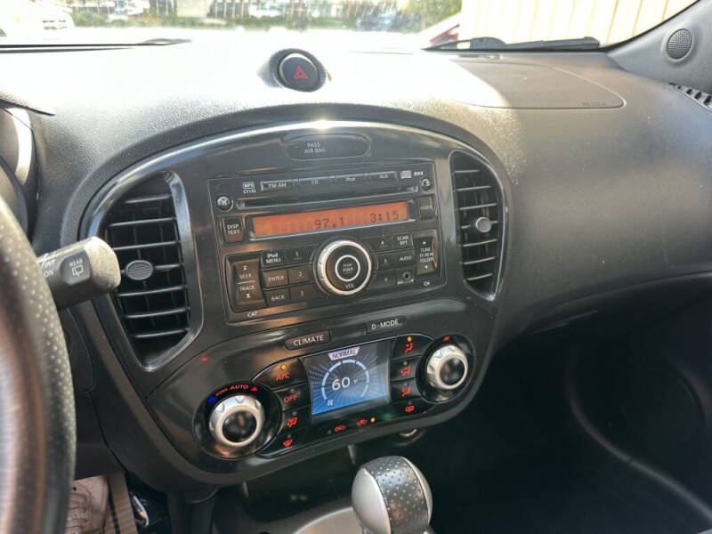 2012 Nissan JUKE SL
